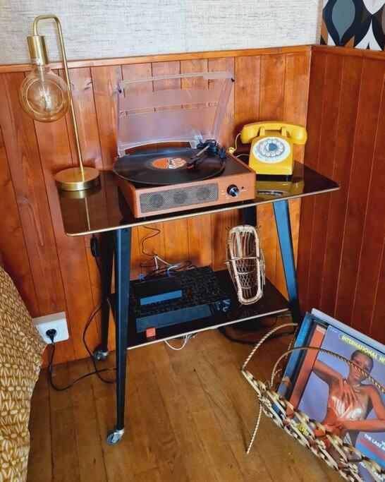 Studio 2 Pers Aux Inspirations 60S Chalon-sur-Saône Zewnętrze zdjęcie